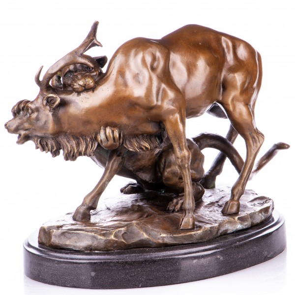Bronzefigur Löwe erlegt einen Hirsch YB511