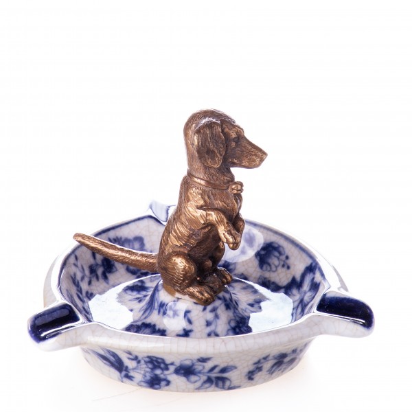 Porzellan mit Bronze Aschenbecher mit Hund HM5709