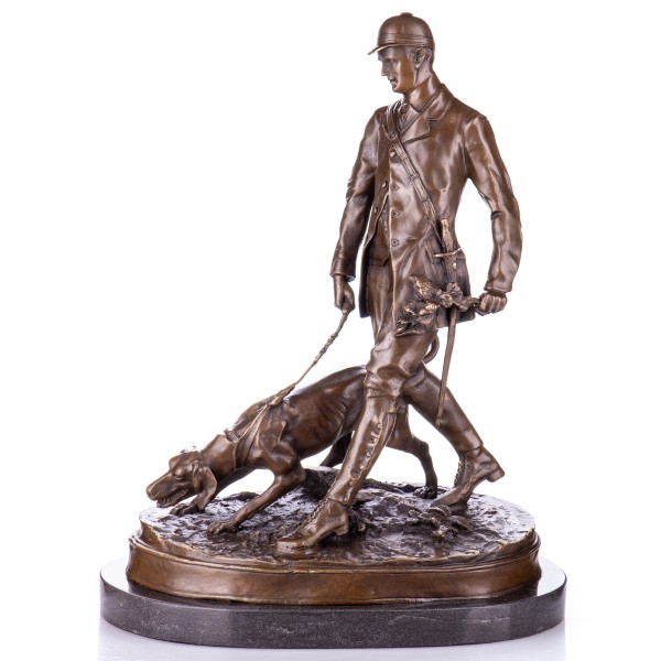 Bronzefigur Jäger mit Jagdhund YB150