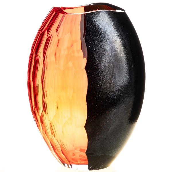 Dickwandig mundgeblasene und handgeschliffene Vase "Kristallin Bohême" BC501