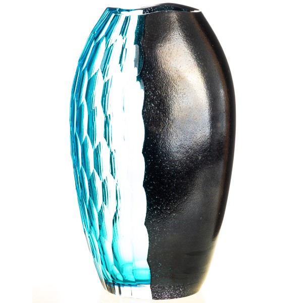 Dickwandig mundgeblasene und handgeschliffene Vase "Kristallin Bohême" BC504