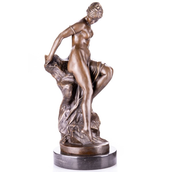 Bronzefigur Weiblicher Akt einer Badenden Frau YB541