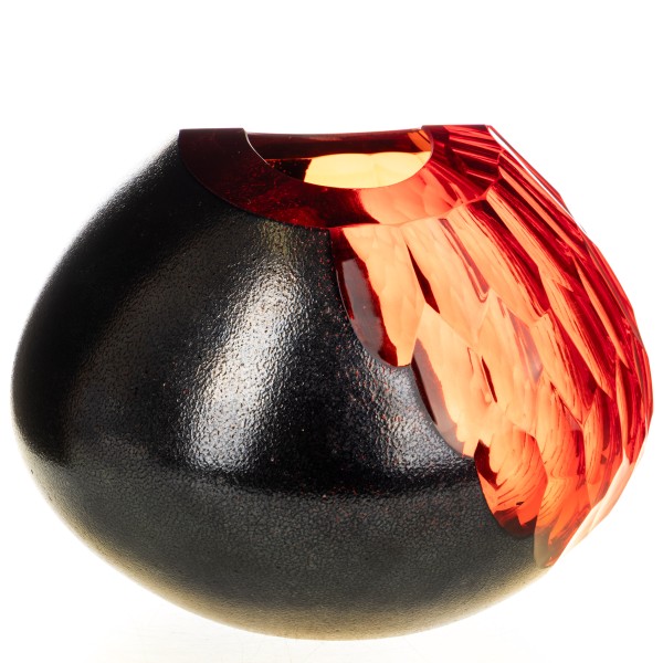 Dickwandig mundgeblasene und handgeschliffene Vase "Kristallin Bohême" BC509