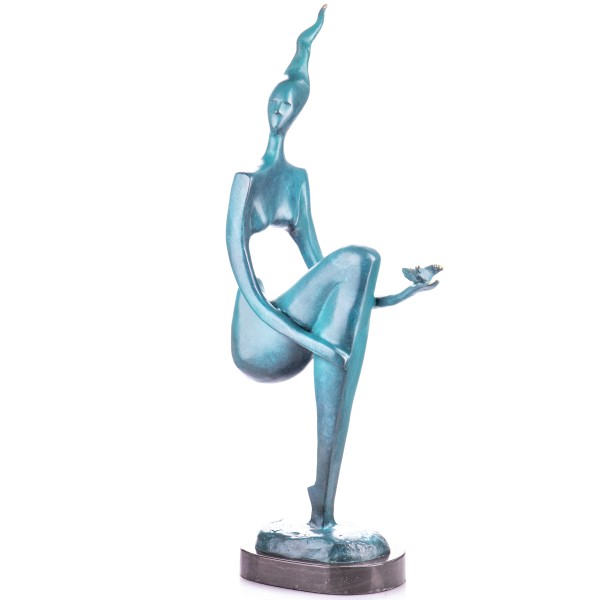 Moderne Bronzefigur Frau mit Vogel mit Grüner Patina YB644